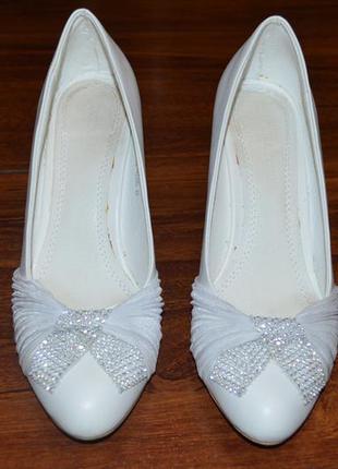 Свадебные туфли1 фото