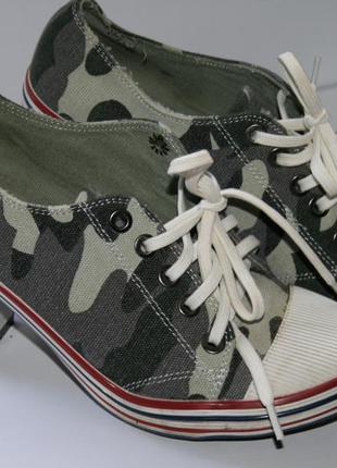 Кеды на каблуке