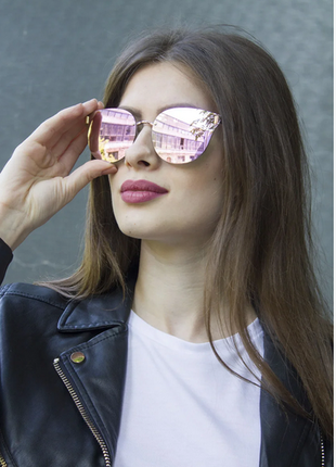 Жіночі сонцезахисні окуляри6 фото