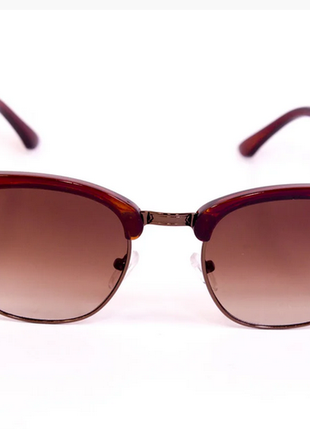 Жіночі сонцезахисні окуляри у вишуканій оправі.4 фото