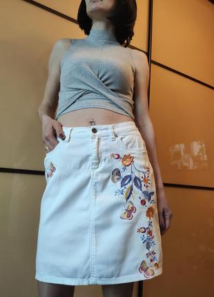 Джинсовая юбка белая в цветочный принт от top shop8 фото