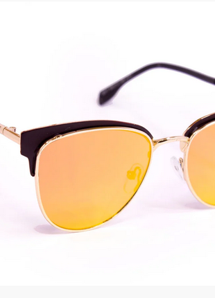 Окуляри.жіночі сонцезахисні окуляри у вишуканій оправі.3 фото