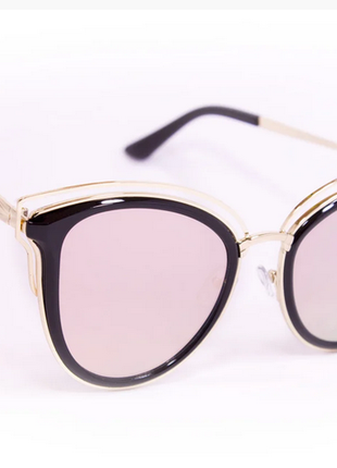 Очки. женские солнцезащитные очки в стильной оправе.5 фото