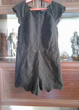 Черный хлопковый комбинезон с шортами выбитый , ткань ришелье ,прошва figleaves индия