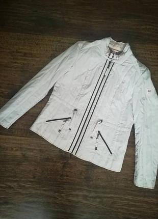 Ніжно-рожева легка демі курточка,куртка