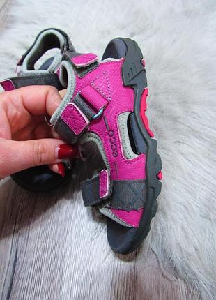 Продам босоножки ессо 4