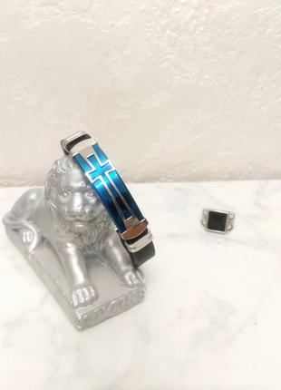 Стальной браслет с крестом. браслет из каучука и стали.