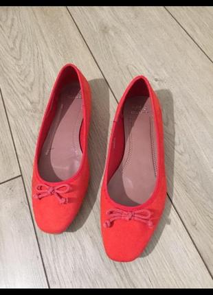 Туфли красные новые низкий каблук новая вещь 24,53 фото
