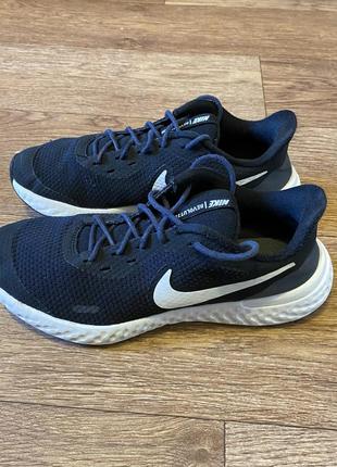 Кроссовки nike