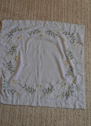 Салфетка-скатерка  льон вишита 80х80