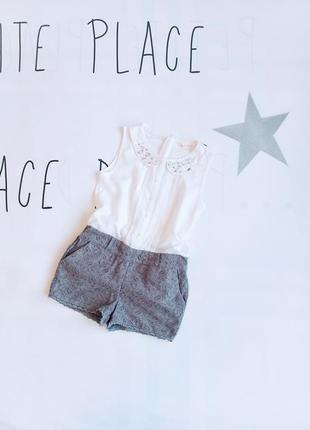 Комбинезон шортами на девочку  серо белый с карманами и кружевом made with