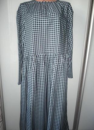 Плаття з довгими рукавами