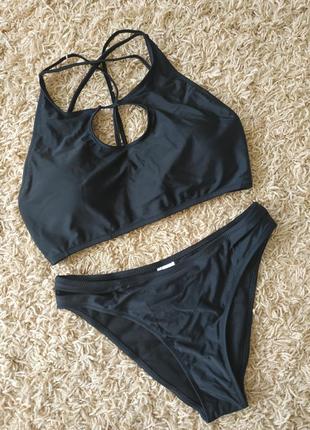 Красивий купальник