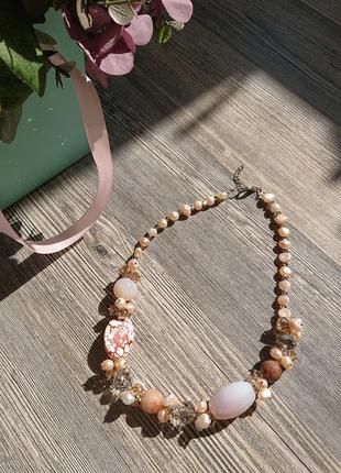 Красивые бусы колье из натуральных камней сердолик агат жемчуг хрусталь ожерелье