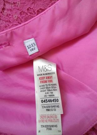 Нарядное розовое кружевное платье в пайетку m&s/гипюровое платье на подкладке без рукавов7 фото