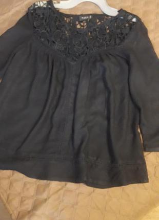 Блуза черного цвета из вискозы4 фото