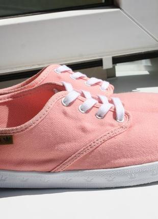 Легкие кеды adidas 38-39 размер оригинал