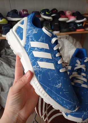 Оригінальні кросівки adidas