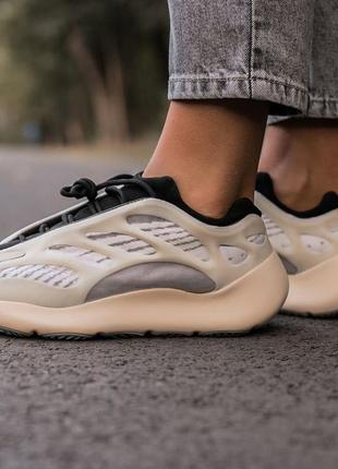 Чоловічі кросівки adidas yeezy boost 700 v3 "azael"4 фото