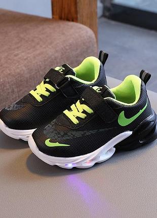 Кроссовки 3