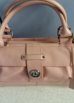 Маленька шкіряна сумочка