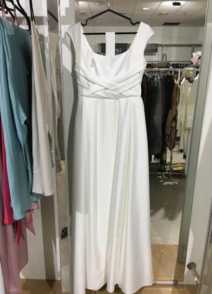 Вечернее платье, подойдёт как свадебное так и выпускное🌺👰 размер 44-46