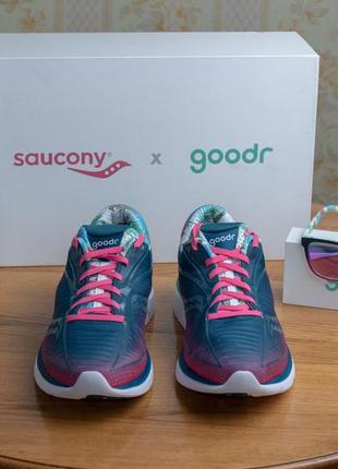 Оригинал! беговые мужские кроссовки saucony x goodr kinvara 10. us9/27/eu42.5 27.5 стелька5 фото