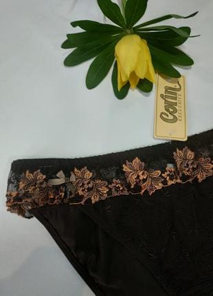 Красивые женские трусики corin 02985 шоколадного цвета с вышивкой размер хл -50.2 фото