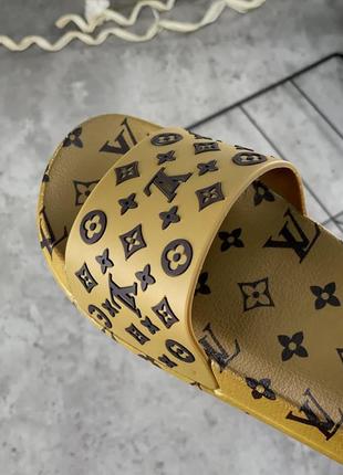 Жіночі капці в стилі louis vuitton