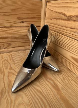 Серебряные туфли h&m, 39 размер3 фото