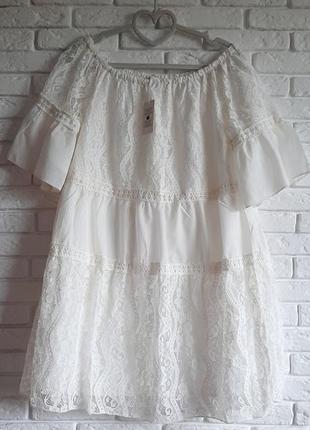 Шикарне біле плаття(італія).