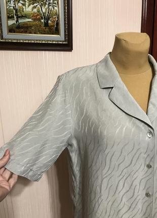 Шелковая рубашка,блуза на подплечниках2 фото