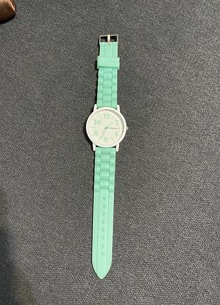 Женские наручные часы бирюза мята
