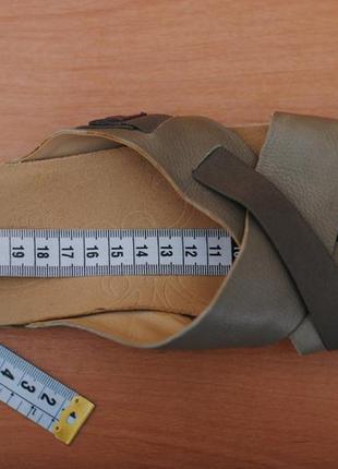 Плетенные шлепанцы, сланцы цвета хаки clarks, 37 размер. оригинал6 фото