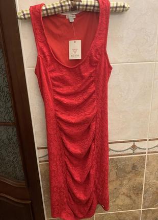 Платье кружевное бренд новое красное