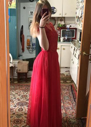 Яскраво червоне вечірнє/бальну сукню для випускного