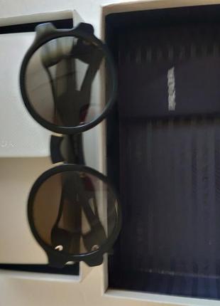 Сонцезахисні окуляри prada (oригінал)4 фото