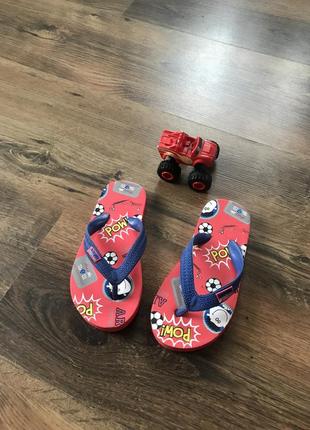 Шльопанці,в'єтнамки на хлопчика