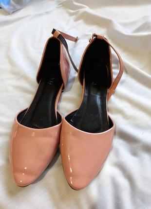 Туфельки,балетки