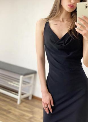 Шикарное чёрное платье с открытой спинкой miss selfridge7 фото