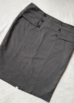 Классическая серая юбка- карандаш  50 рр