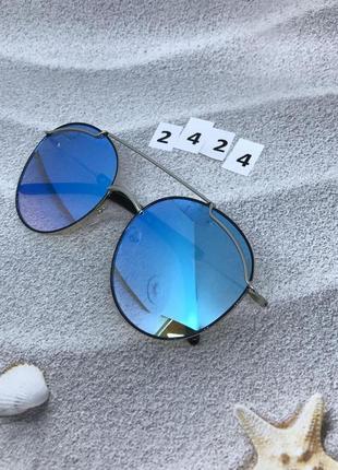 Трендові сонцезахисні окуляри з блакитною лінзою к. 2424