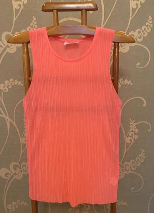 Дуже гарна і стильна брендовий блузка оранжевого кольору.