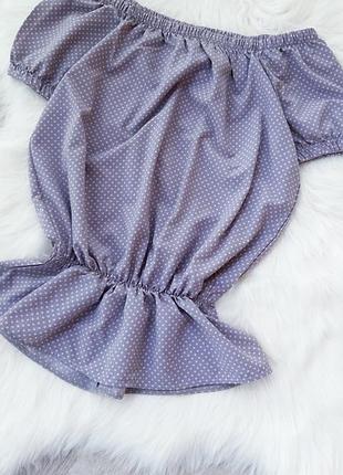 Блузка в дрібний горох