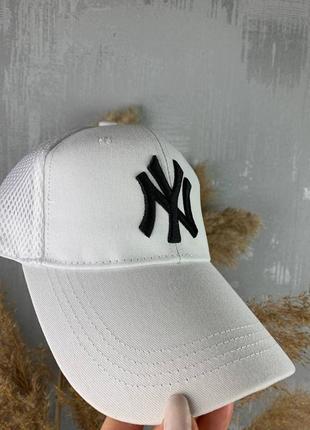 Кепочки с вышивкой ny !! бейсболки new york yankees3 фото