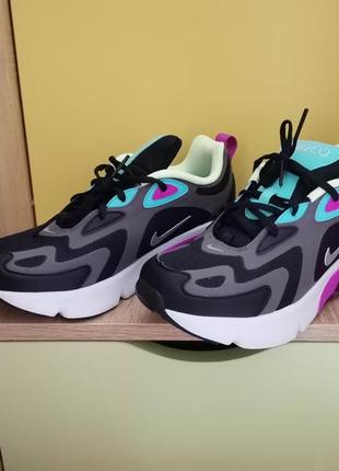 Бомбичные кроссы nike air 200 37р