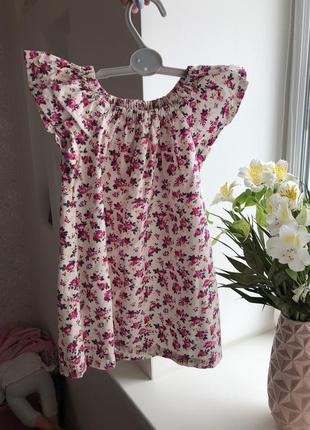 Легке ніжне плаття в квіточку на 1-2 рочки