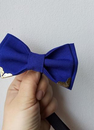 Краватка-метелик синій електрик з золотистими куточками2 фото