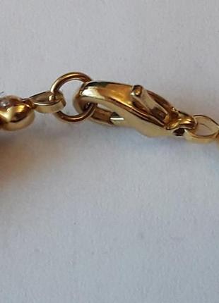 Красиве гранатове намисто.