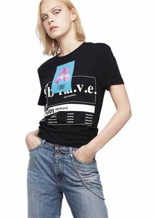 Женская футболка diesel черного цвета